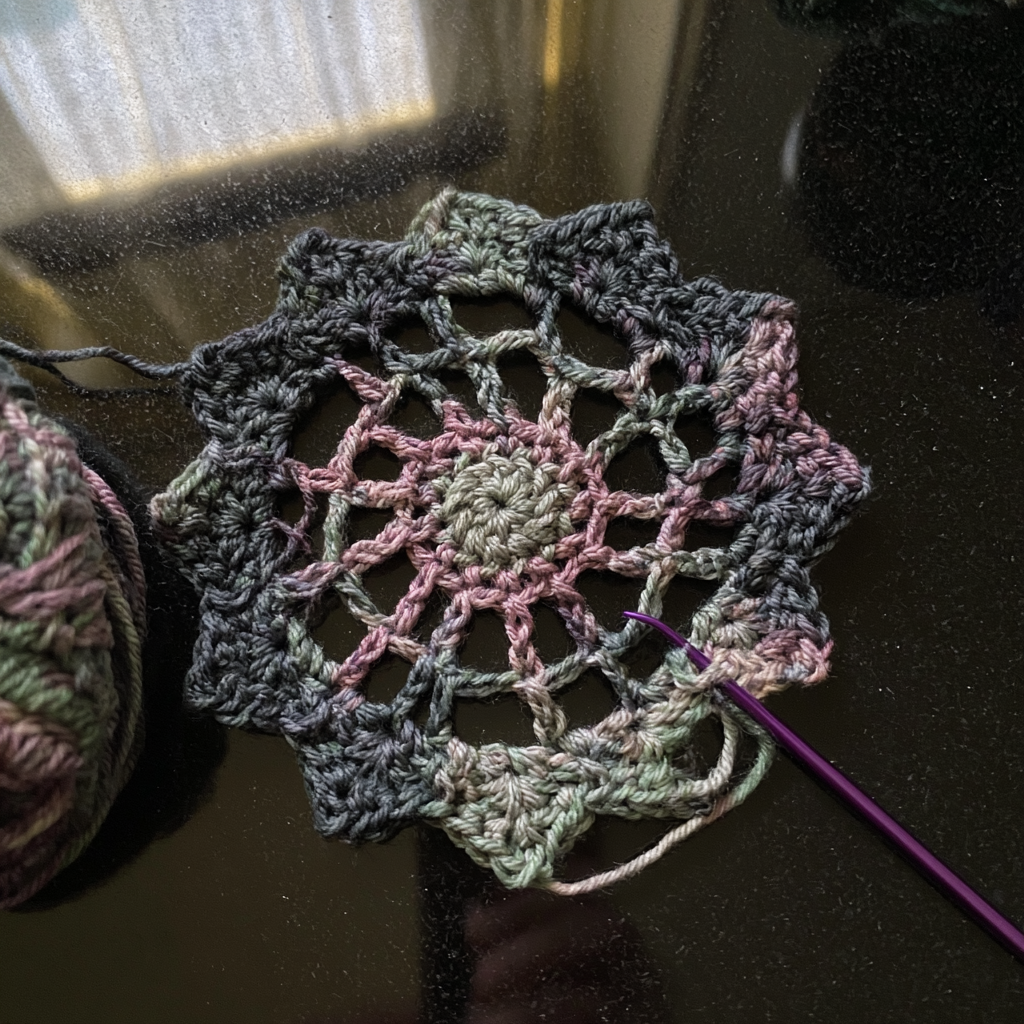 Crochet the Mandala Tam: A Free Pattern for Netted Caps - step by step