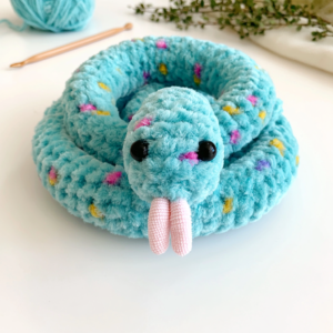 Cozy Creations: Beginner-Friendly Crochet Patterns for Every Season